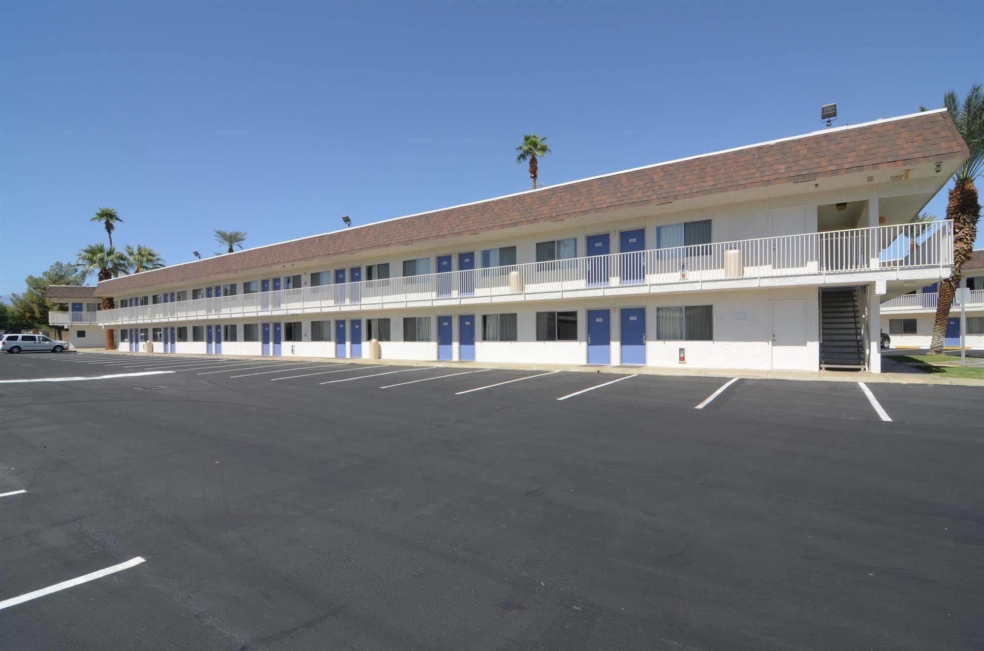 Motel 6-Indio, Ca - Palm Springs Экстерьер фото
